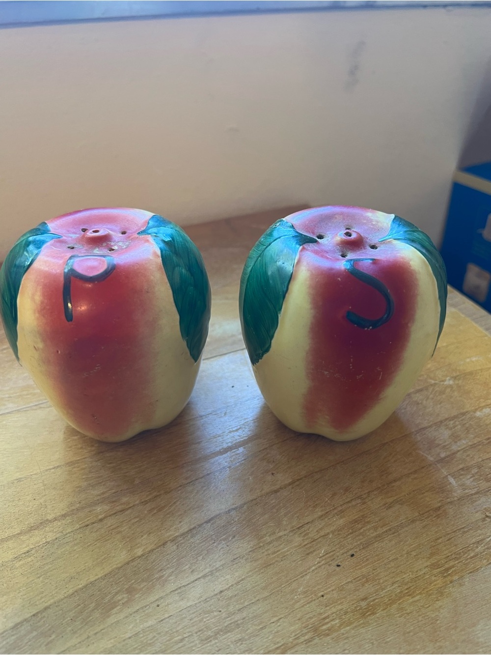 Hand-Painted Ceramic Apple  Salt and Pepper Shakers - Green and Red